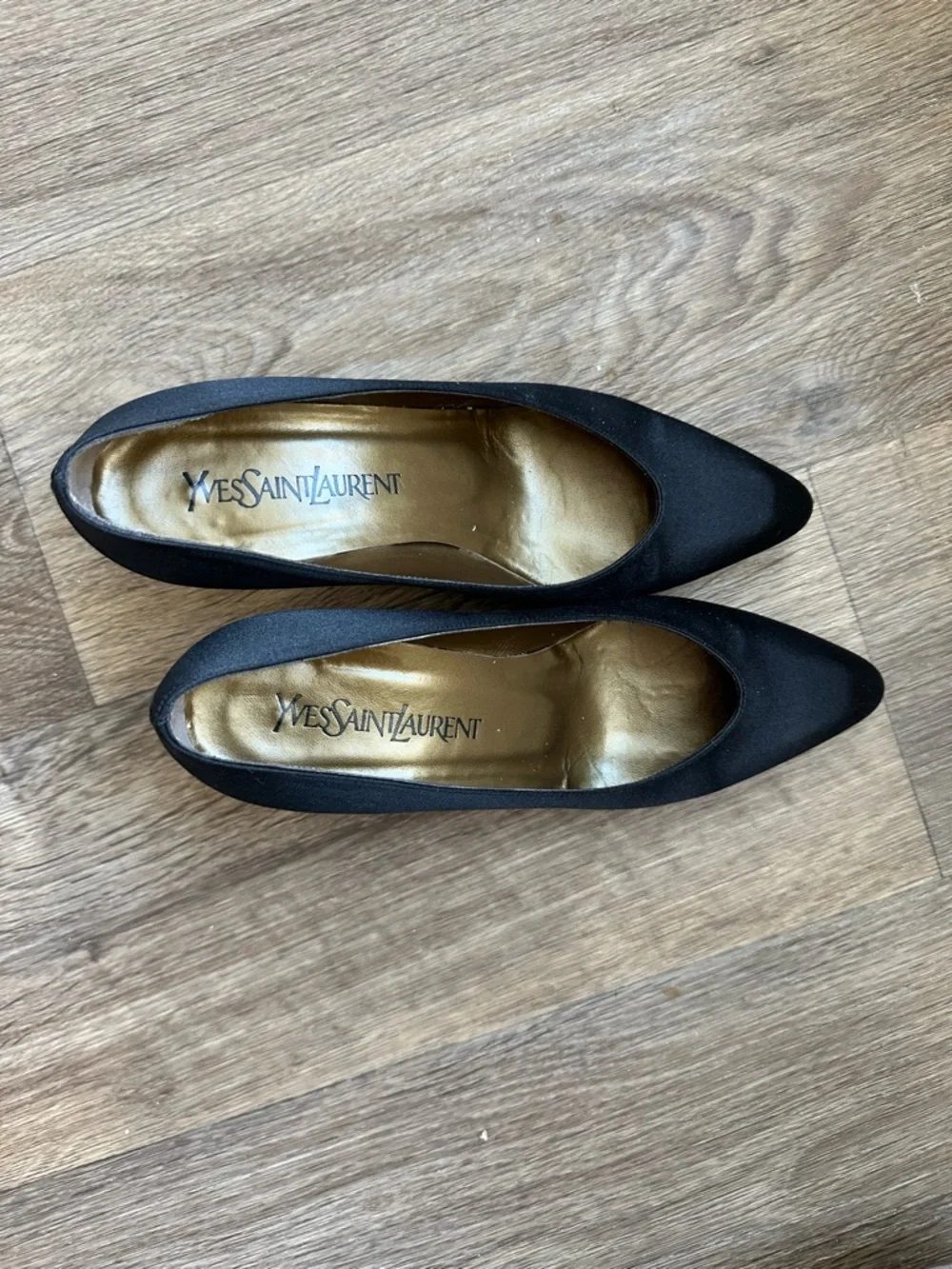 Yves Saint Laurent Vintage Satin Pumps Black Gold Leather Interior Size 7N - Picture 5 of 12